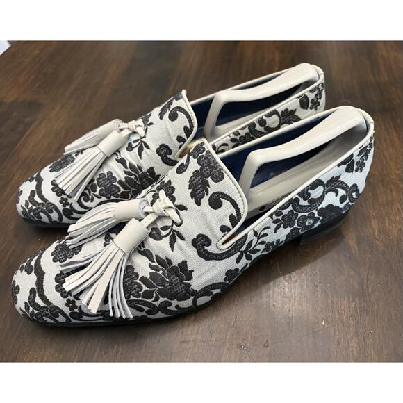 Sebastian Cruz Couture White Black Formal Loafers Tassle 40 Size 7.5 $1495 main image 5